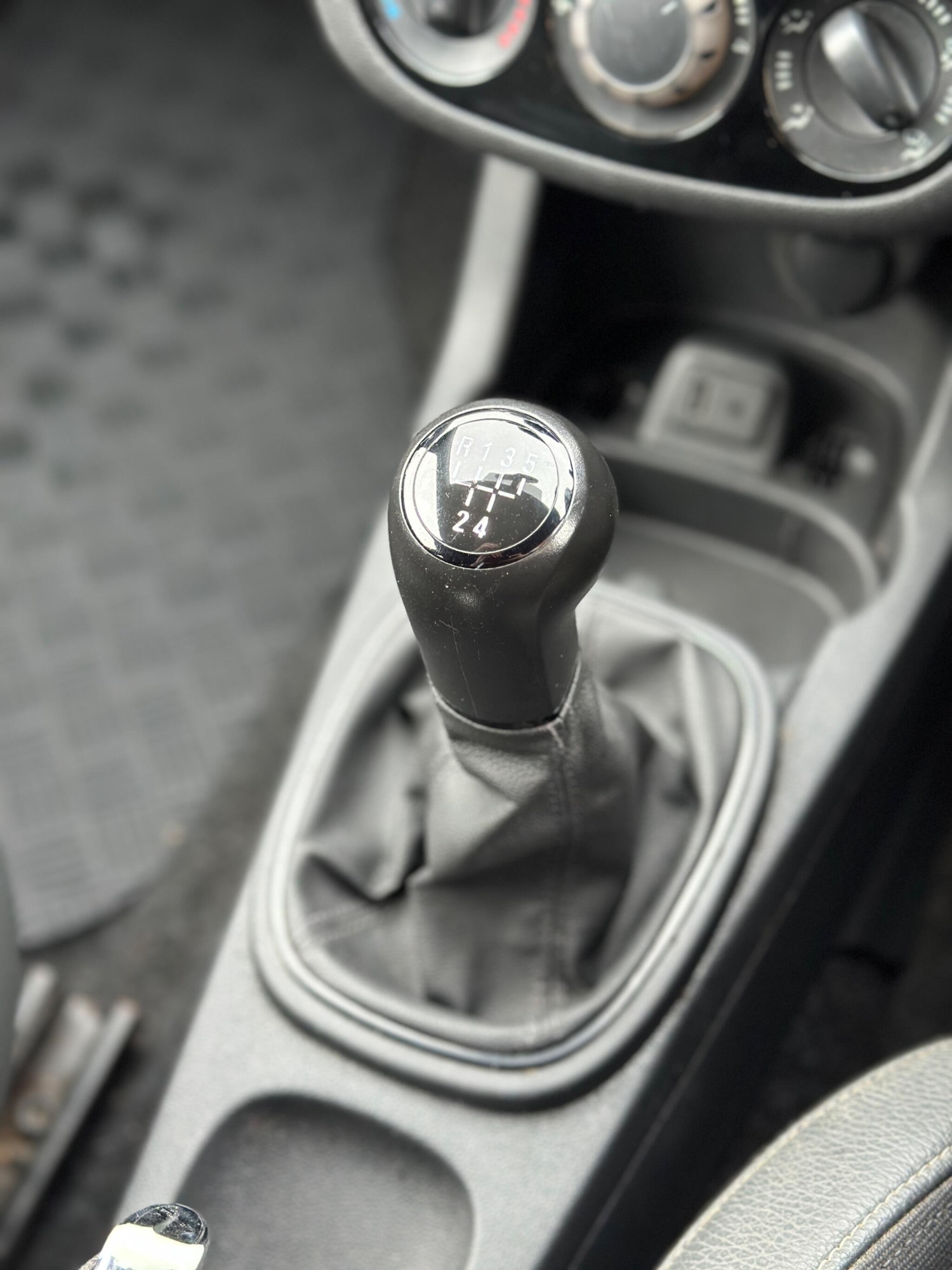 Used Vauxhall Corsa 2014 for sale - 77683822: Photo 18