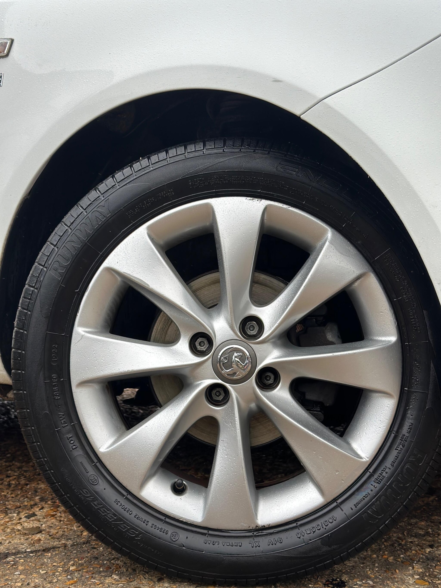 Used Vauxhall Corsa 2014 for sale - 77683822: Photo 4