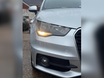 Used Audi A1 2012 for sale - 77854300: Photo