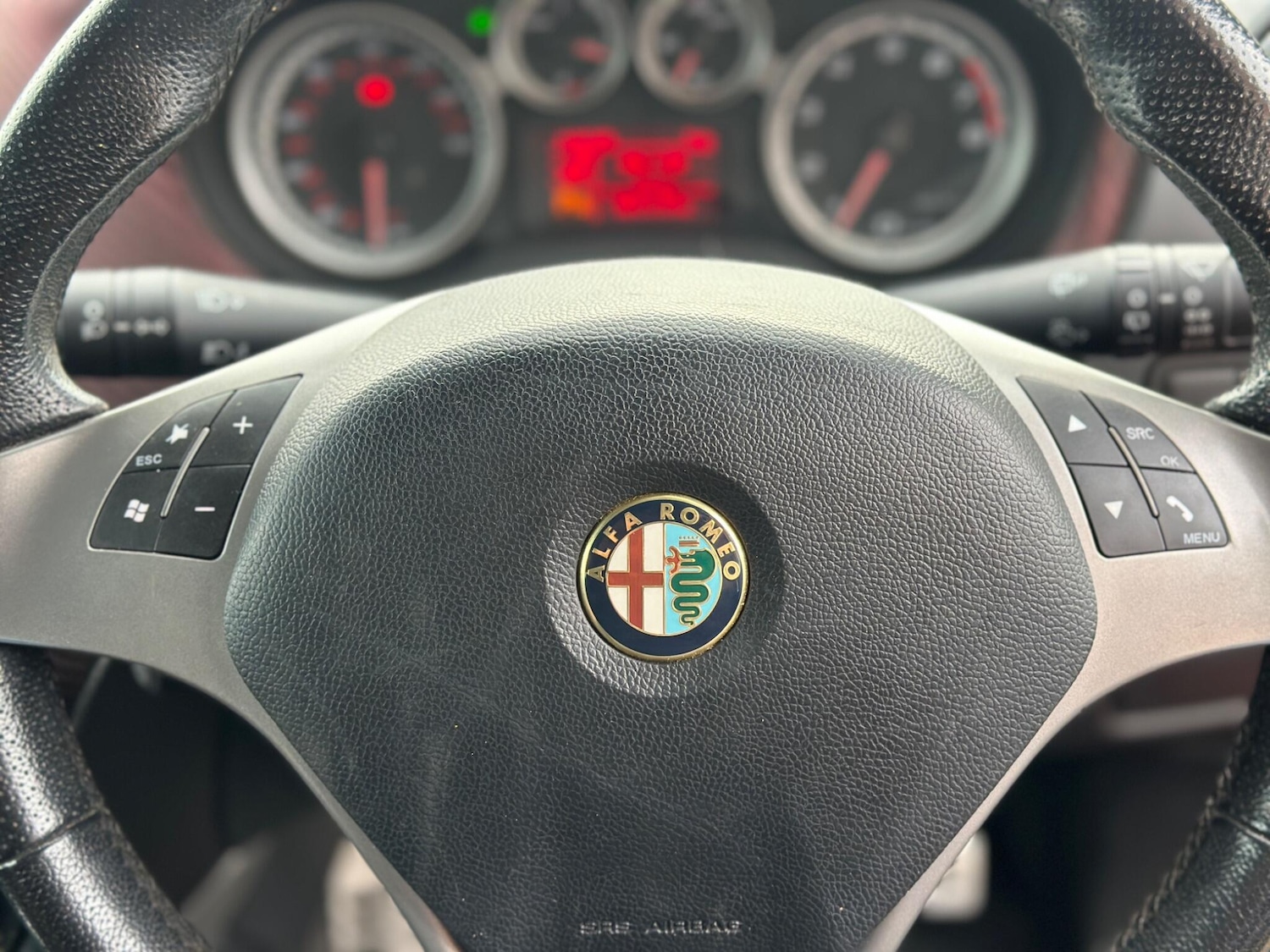 Used Alfa Romeo MiTo 2012 for sale - 76945974: Photo 12