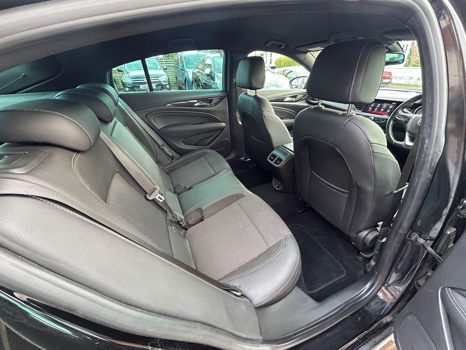 Used Vauxhall Insignia 2017 for sale - 77612446: Photo 31