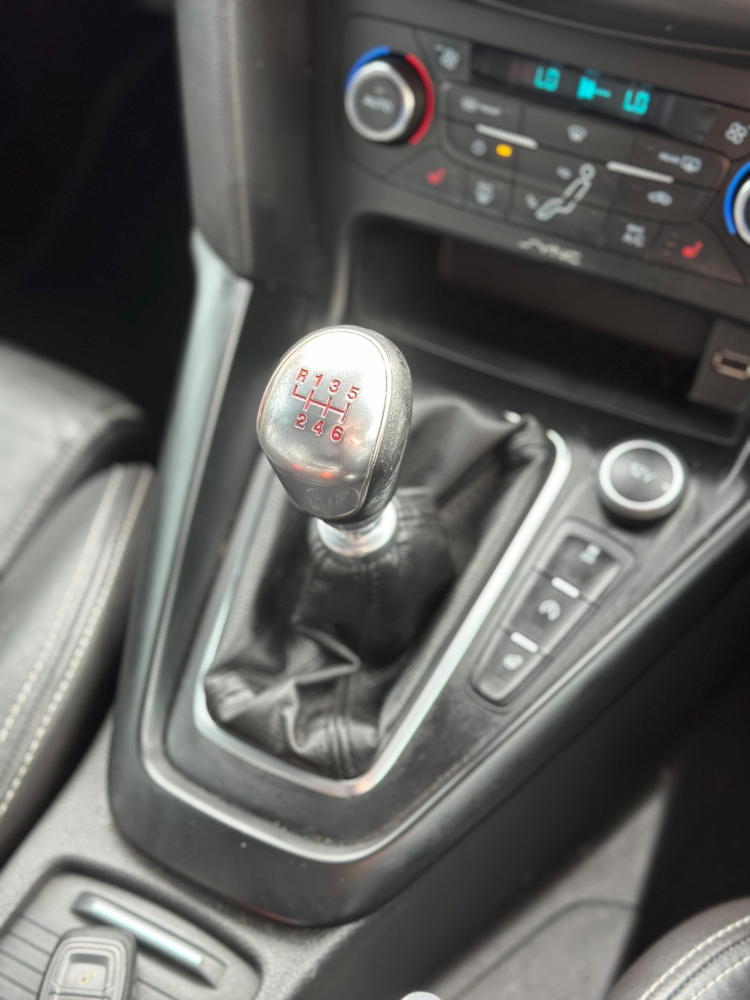 Used Ford Focus 2015 for sale - 78127661: Photo 21