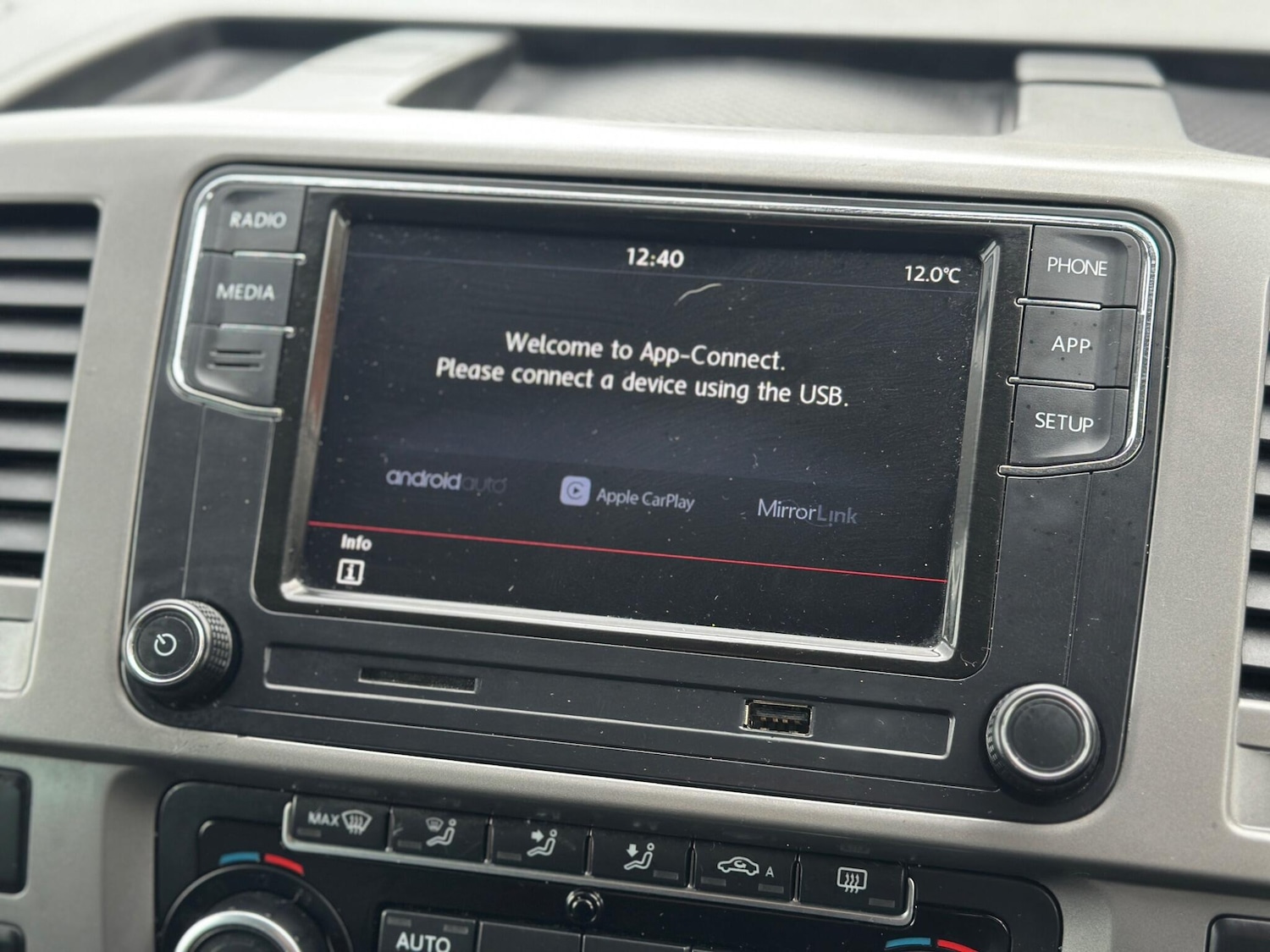 Used Volkswagen Caravelle for sale - 78136421: Photo 17