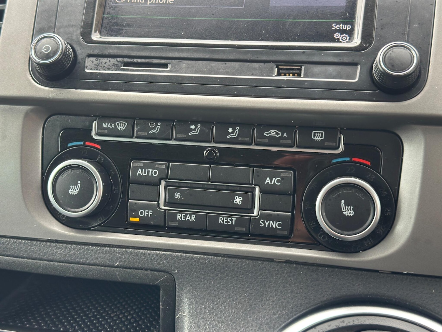 Used Volkswagen Caravelle for sale - 78136421: Photo 20