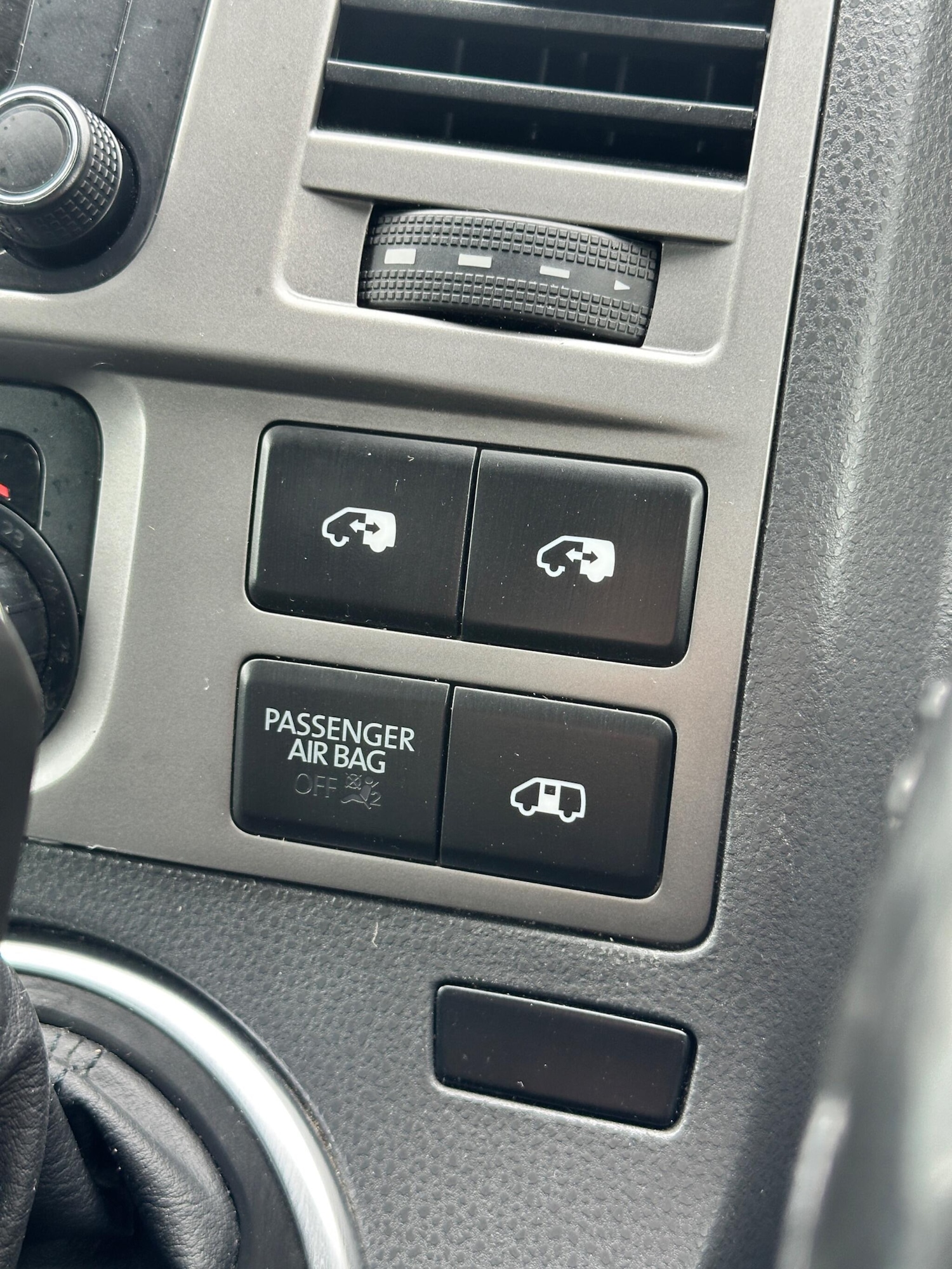 Used Volkswagen Caravelle for sale - 78136421: Photo 24