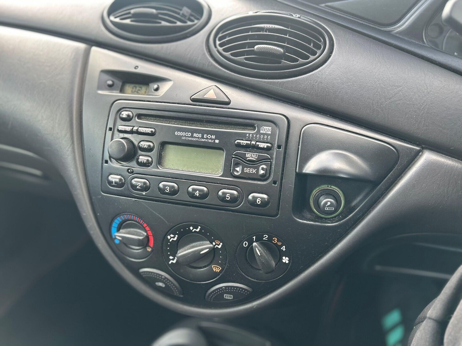 Used Ford Focus for sale - 78215123: Photo 10