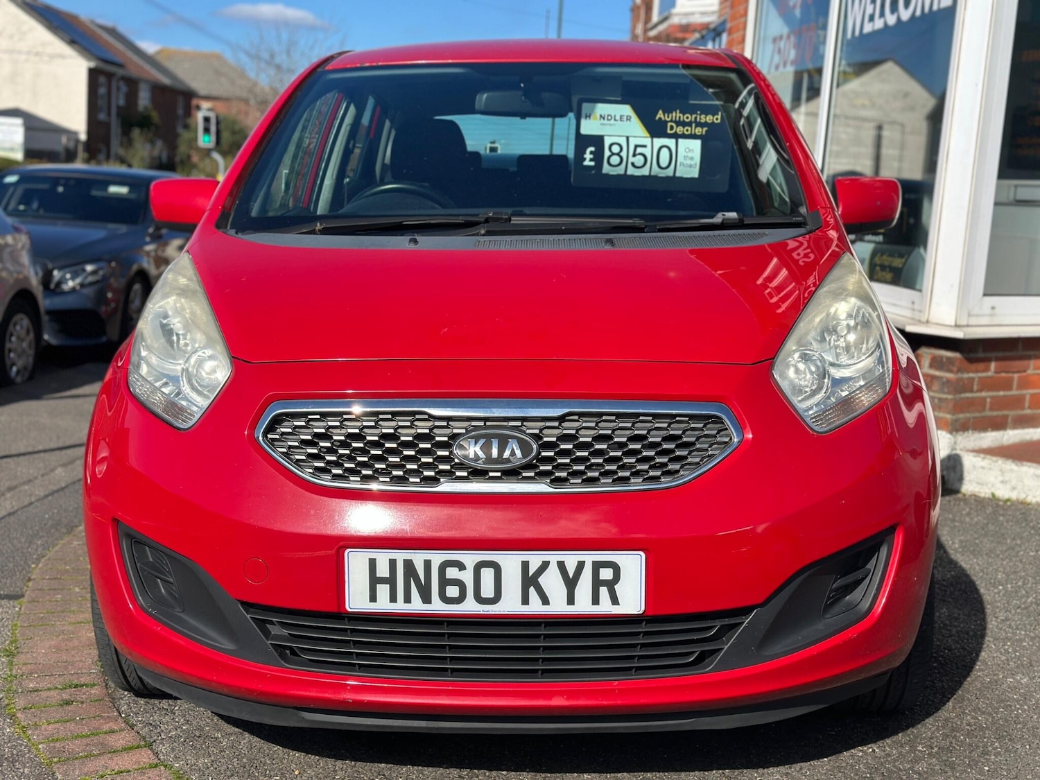 Used Kia Venga 2010 for sale - 78115840: Photo 2