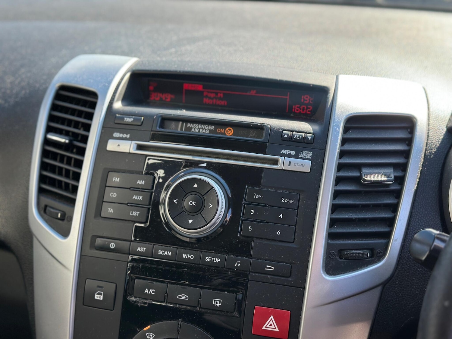 Used Kia Venga 2010 for sale - 78115840: Photo 7