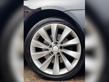 Used Volkswagen Scirocco 2011 for sale - 79540126: Photo