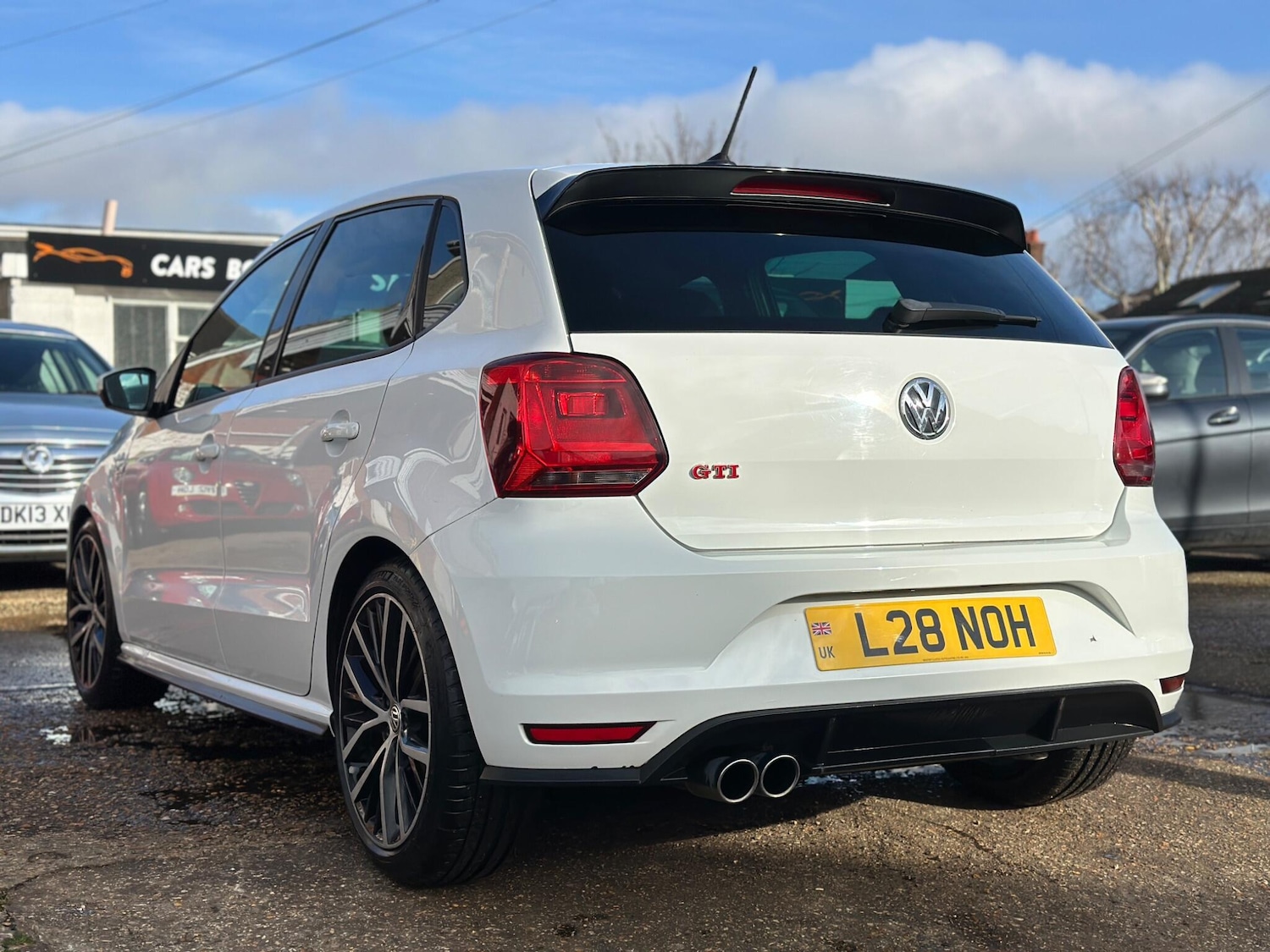 Used Volkswagen Polo 2016 for sale - 77268029: Photo 9
