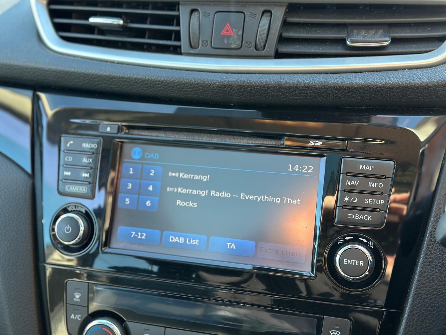 Used Nissan Qashqai for sale - 77724295: Photo 16