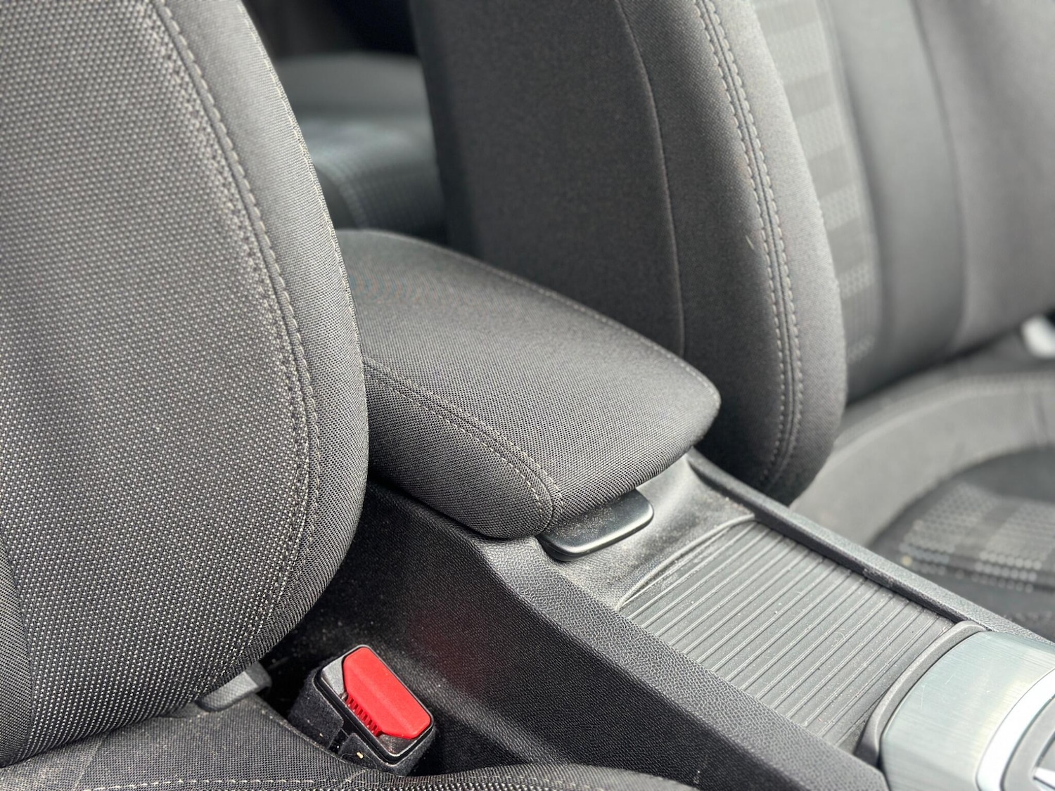 Used Peugeot 308 2015 for sale - 77892151: Photo 21