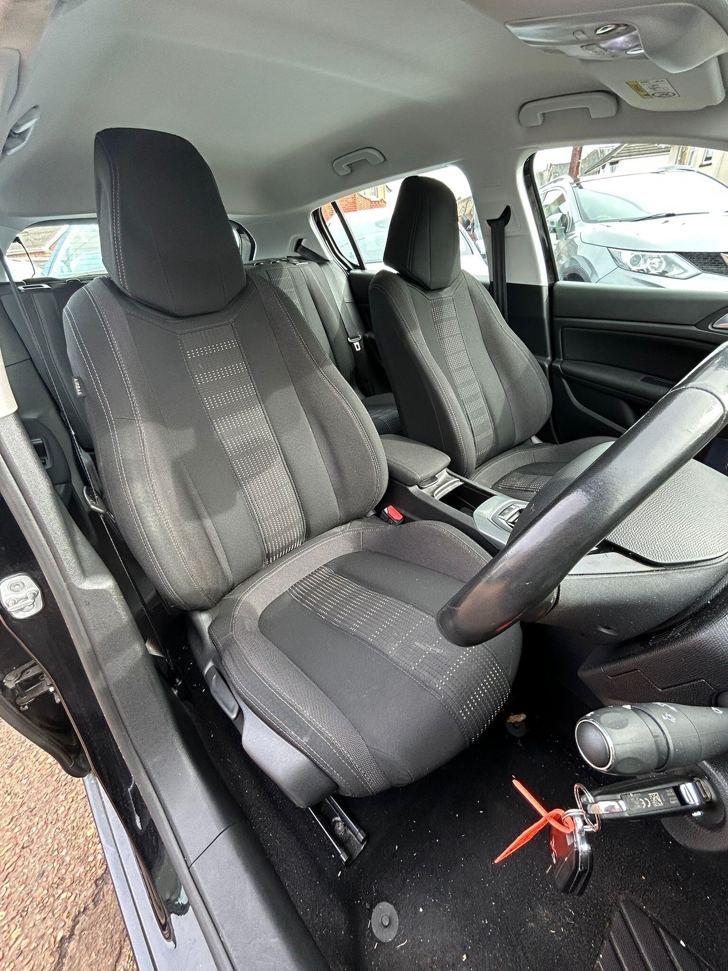 Used Peugeot 308 2015 for sale - 77892151: Photo 22