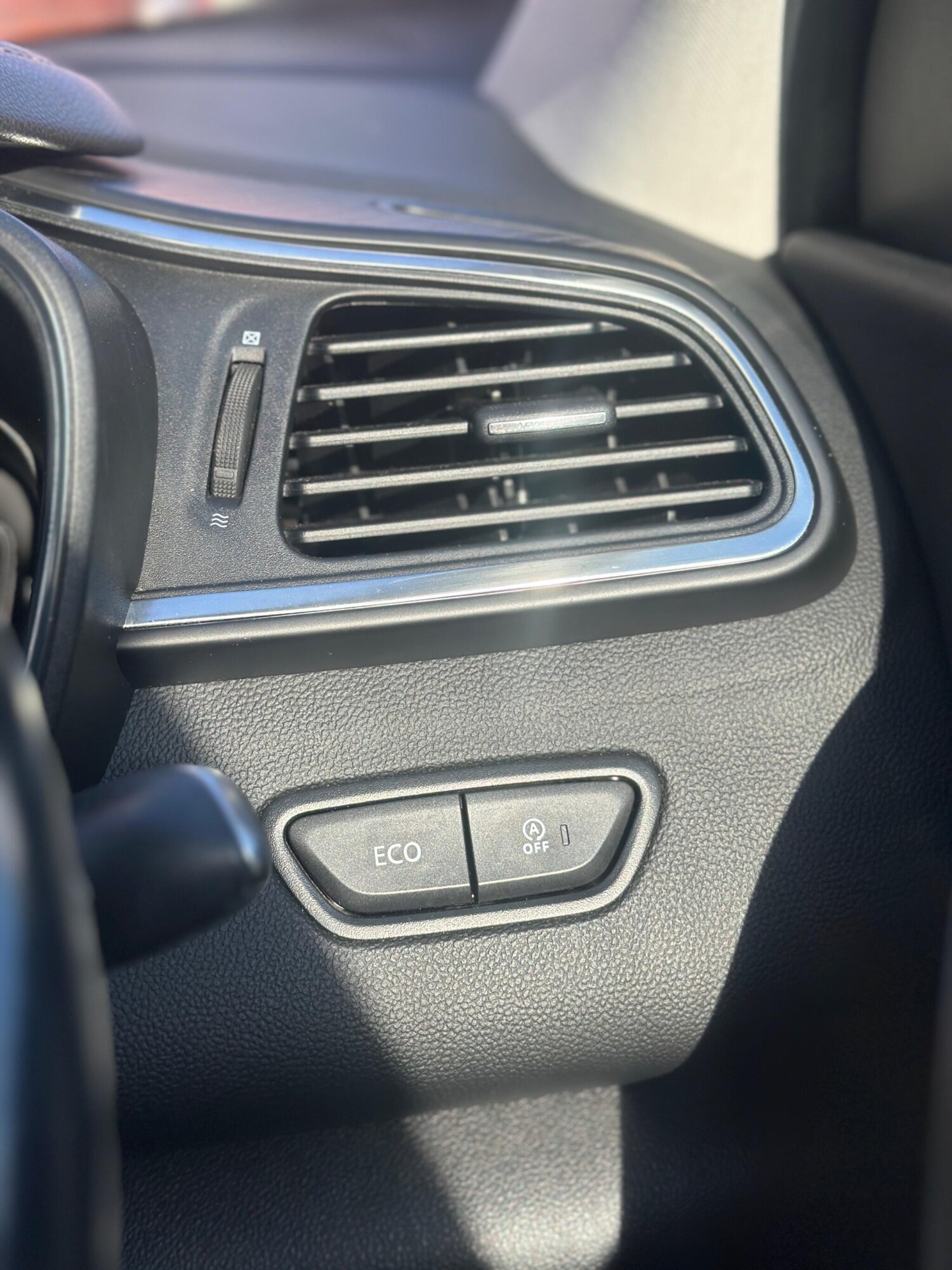 Used Renault Kadjar for sale - 77351935: Photo 16