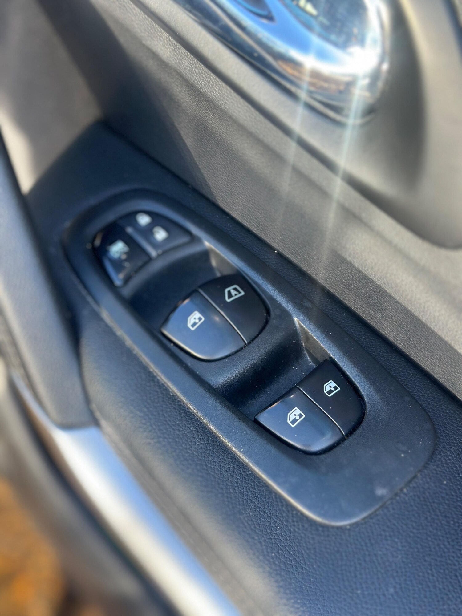 Used Renault Kadjar for sale - 77351935: Photo 32