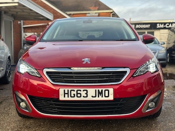 Used Peugeot 308 2014 for sale - 77468130: Photo