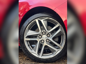 Used Peugeot 308 2014 for sale - 77468130: Photo