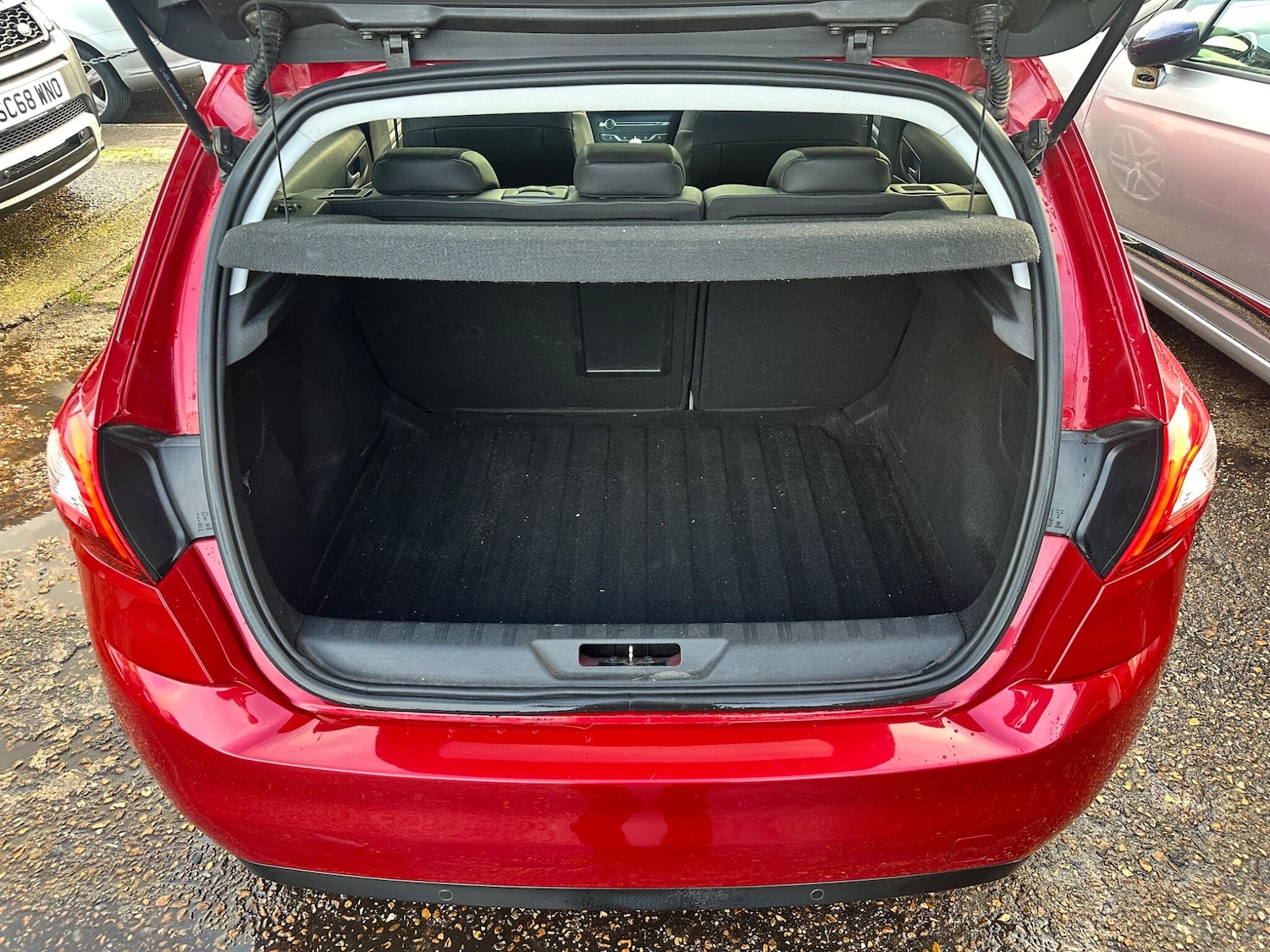 Used Peugeot 308 2014 for sale - 77468130: Photo 7