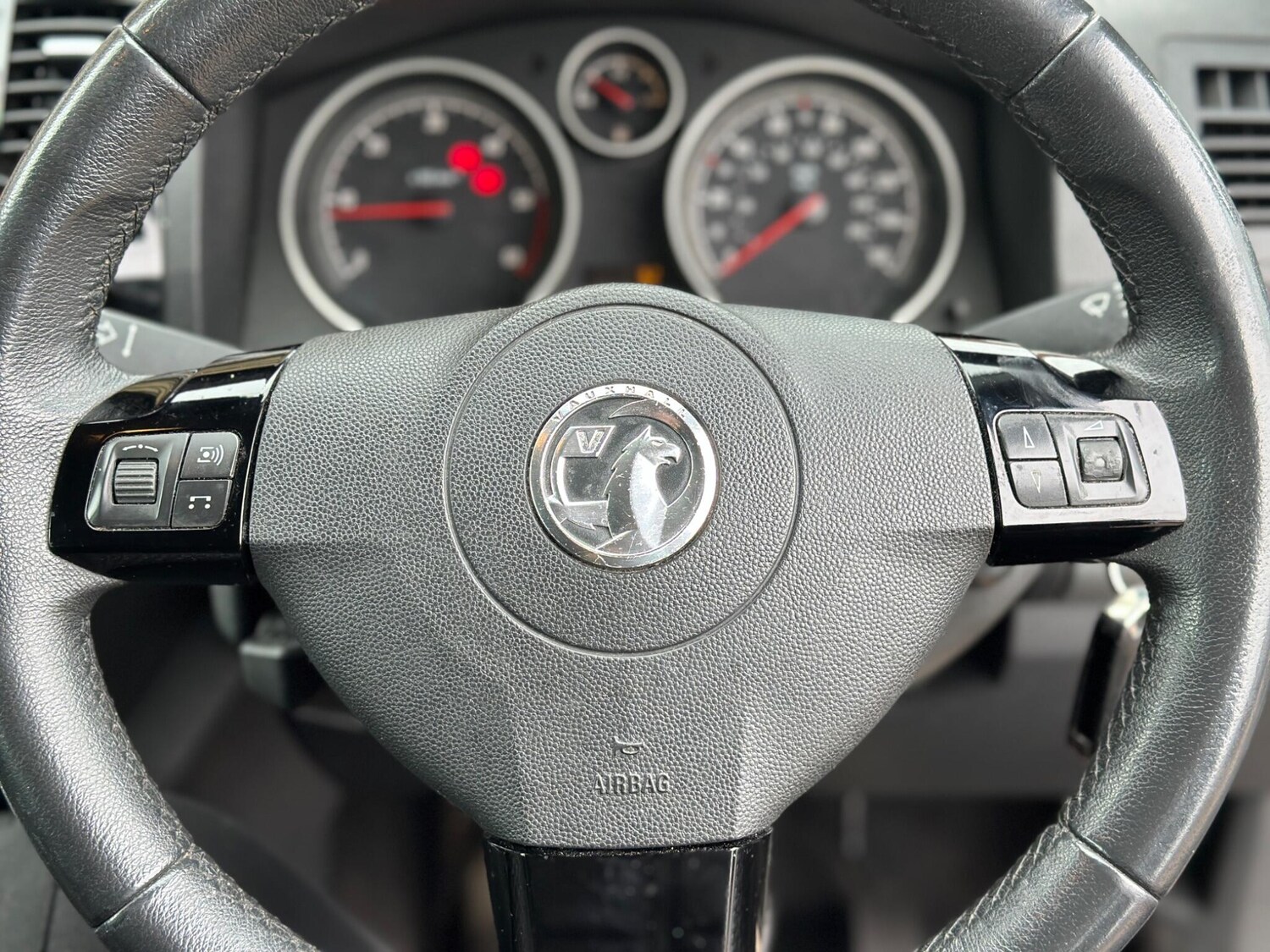 Used Vauxhall Zafira for sale - 77684131: Photo 12