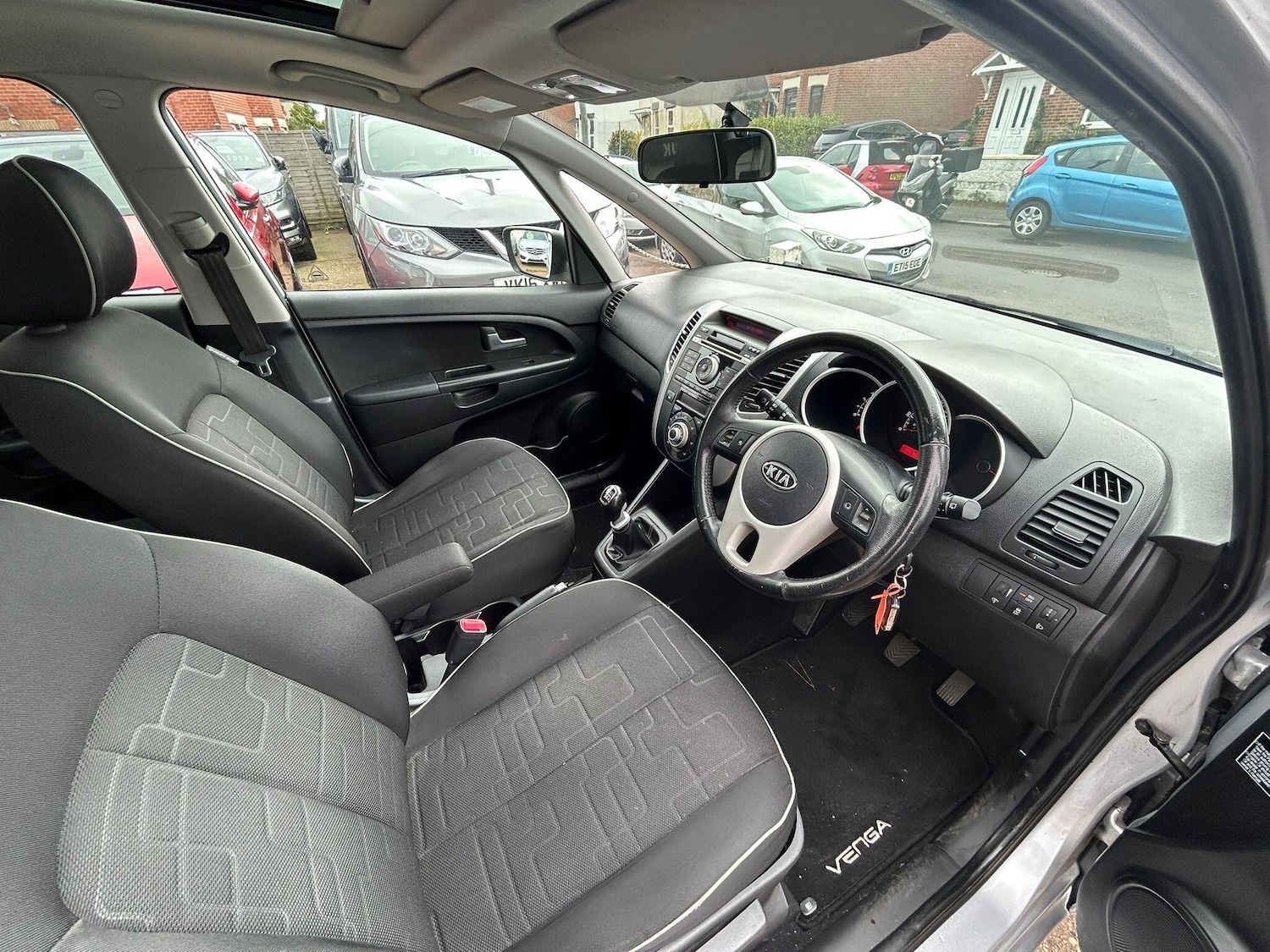 Used Kia Venga 2012 for sale - 77924937: Photo 12