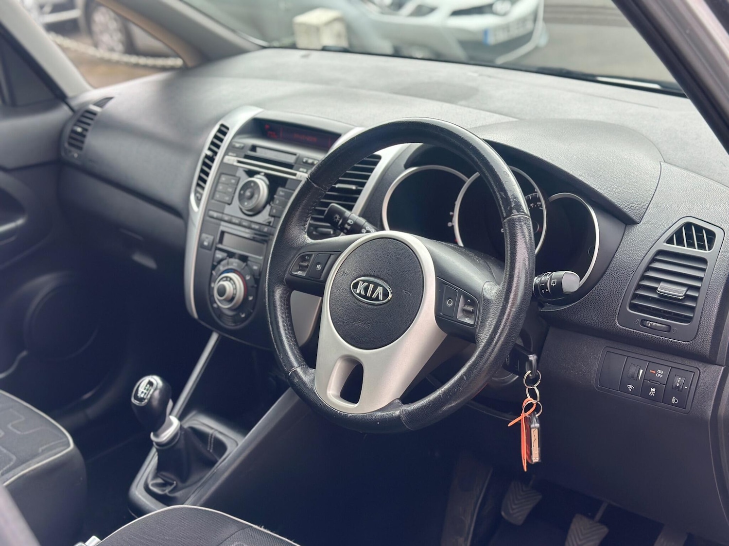 Used Kia Venga 2012 for sale - 77924937: Photo 13