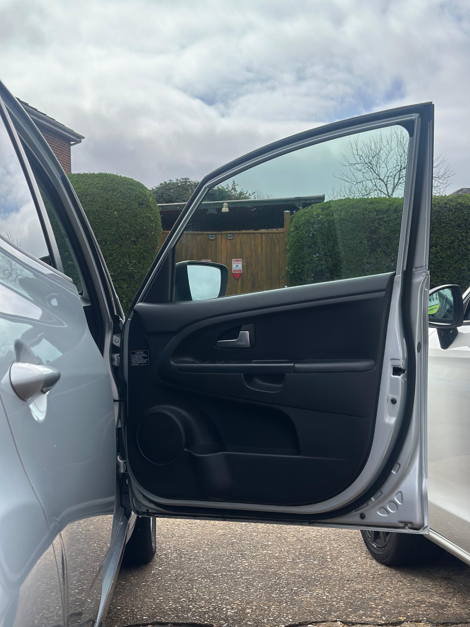 Used Kia Venga 2012 for sale - 77924937: Photo 23