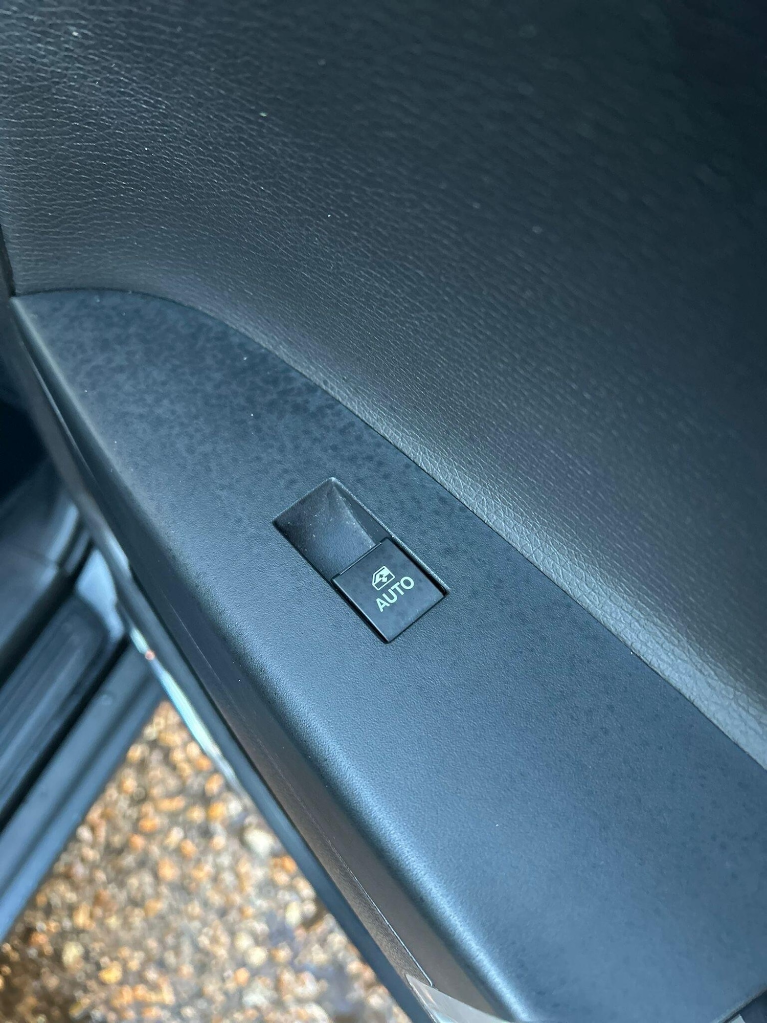 Used Vauxhall Antara 2014 for sale - 76952280: Photo 29