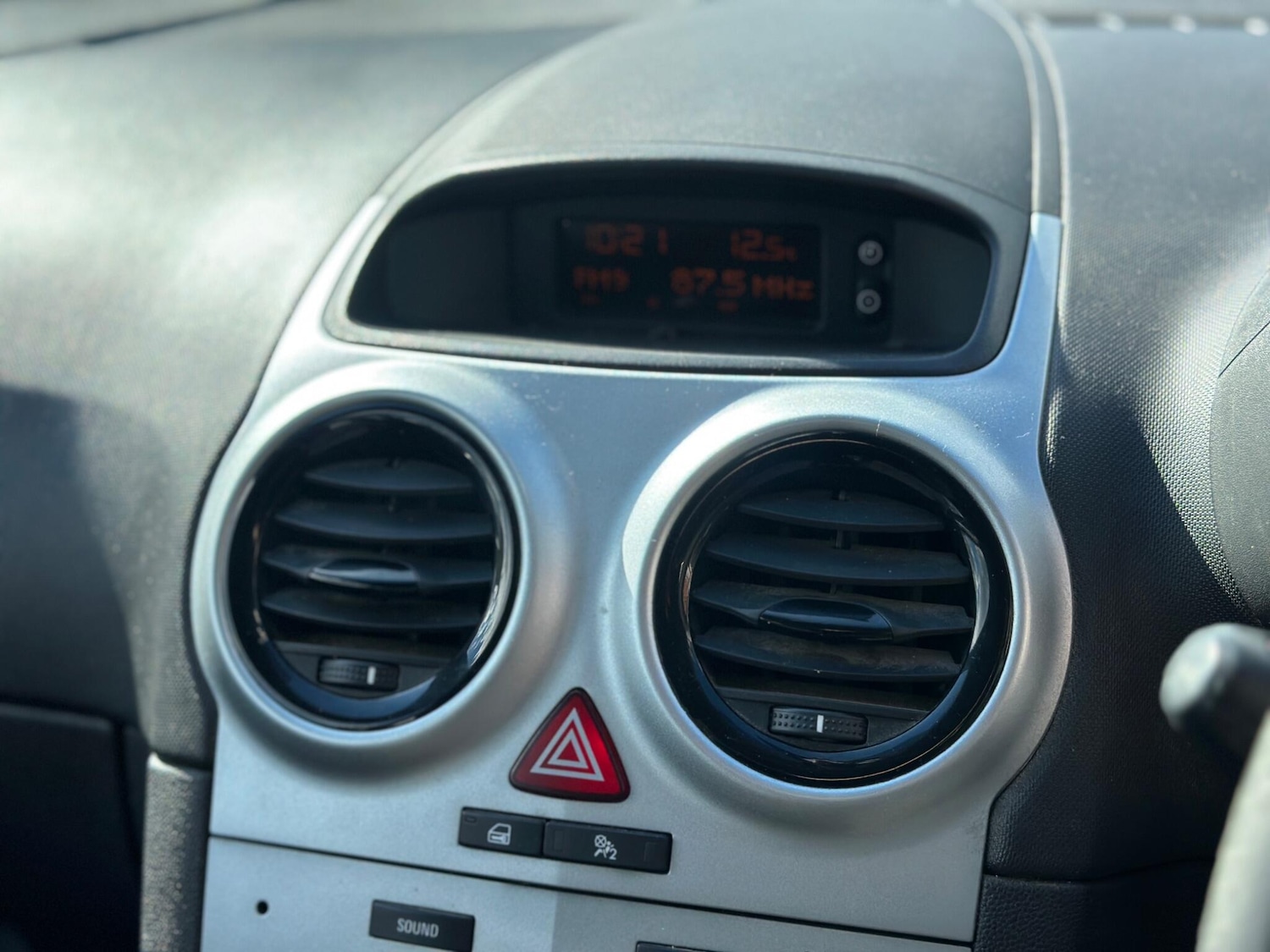 Used Vauxhall Corsa 2013 for sale - 78033698: Photo 11