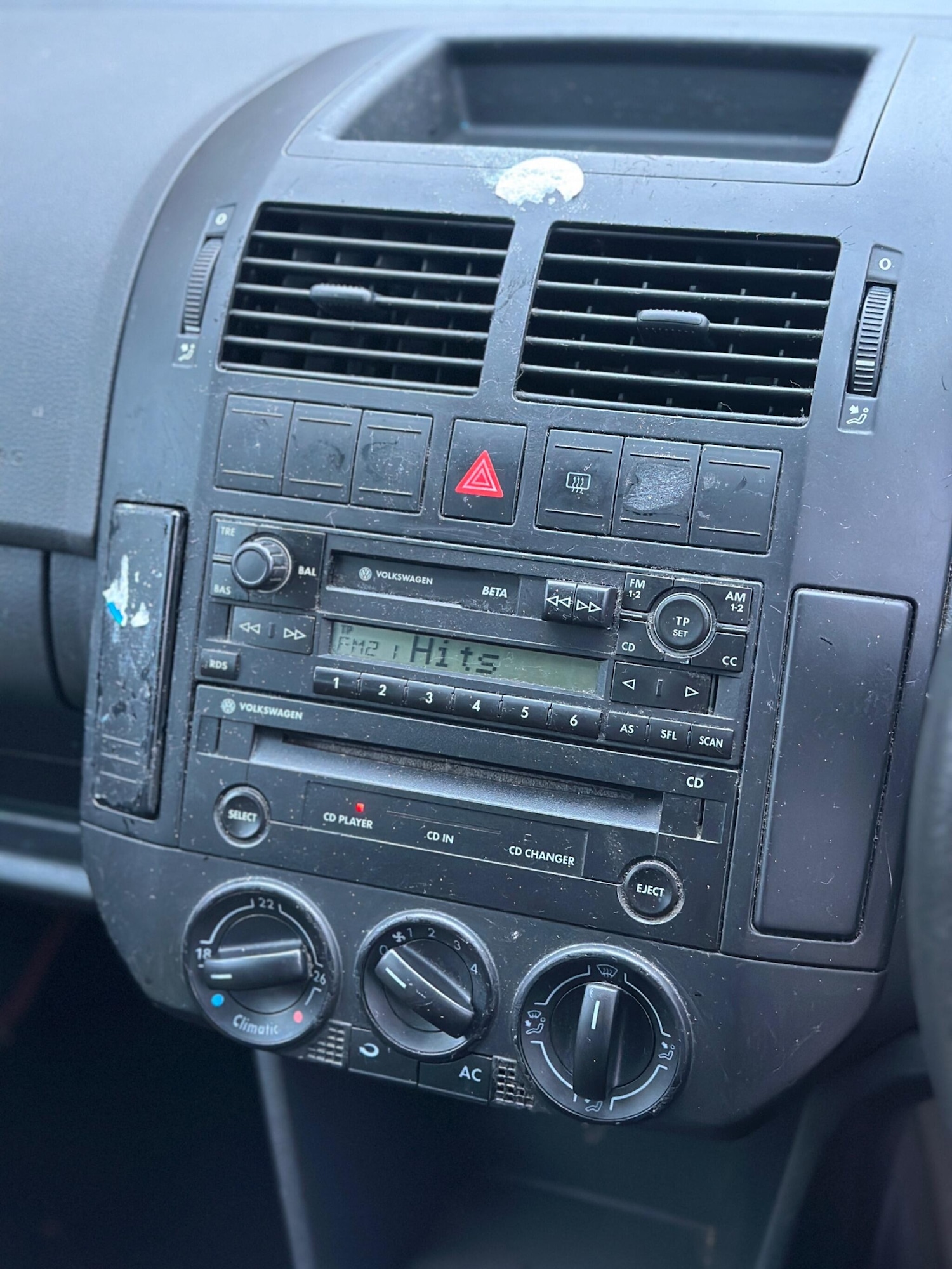 Used Volkswagen Polo 2004 for sale - 77612085: Photo 11