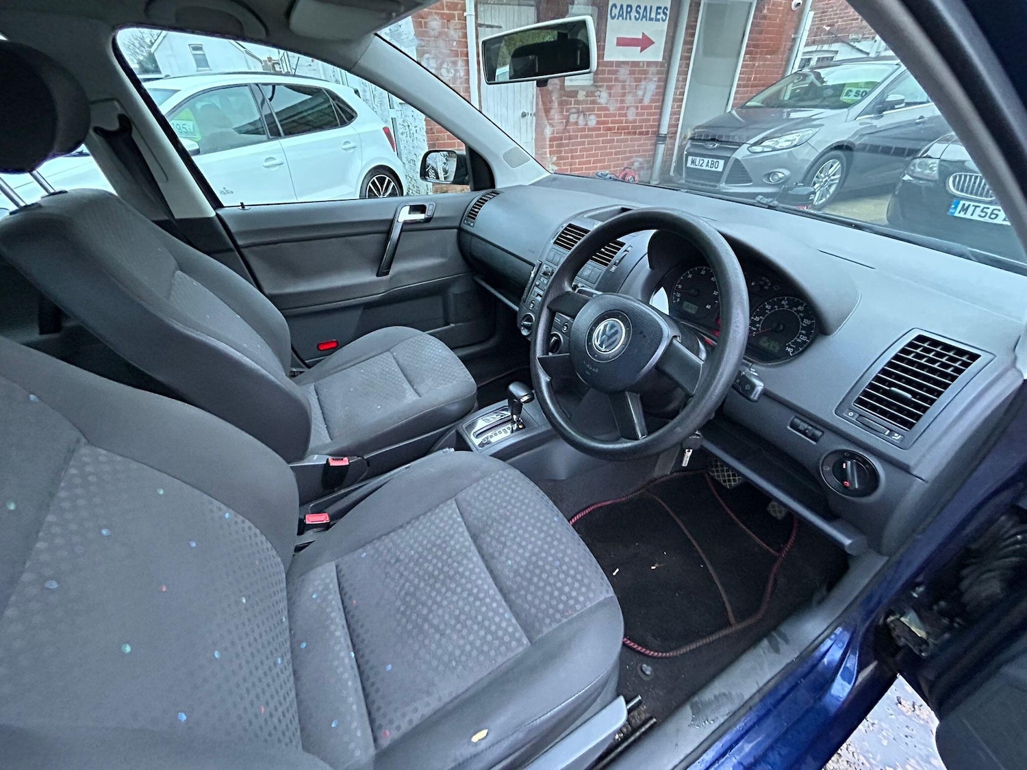 Used Volkswagen Polo 2004 for sale - 77612085: Photo 8