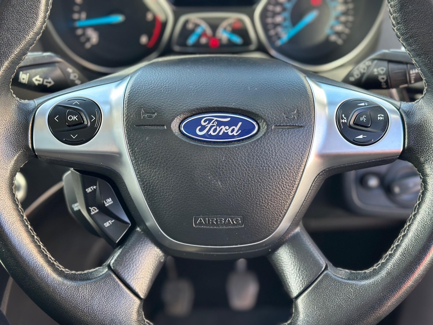 Used Ford Kuga 2015 for sale - 76945983: Photo 14