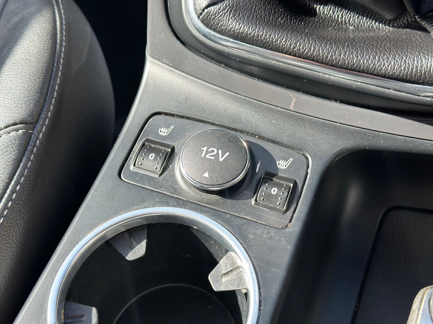 Used Ford Kuga 2015 for sale - 76945983: Photo 25