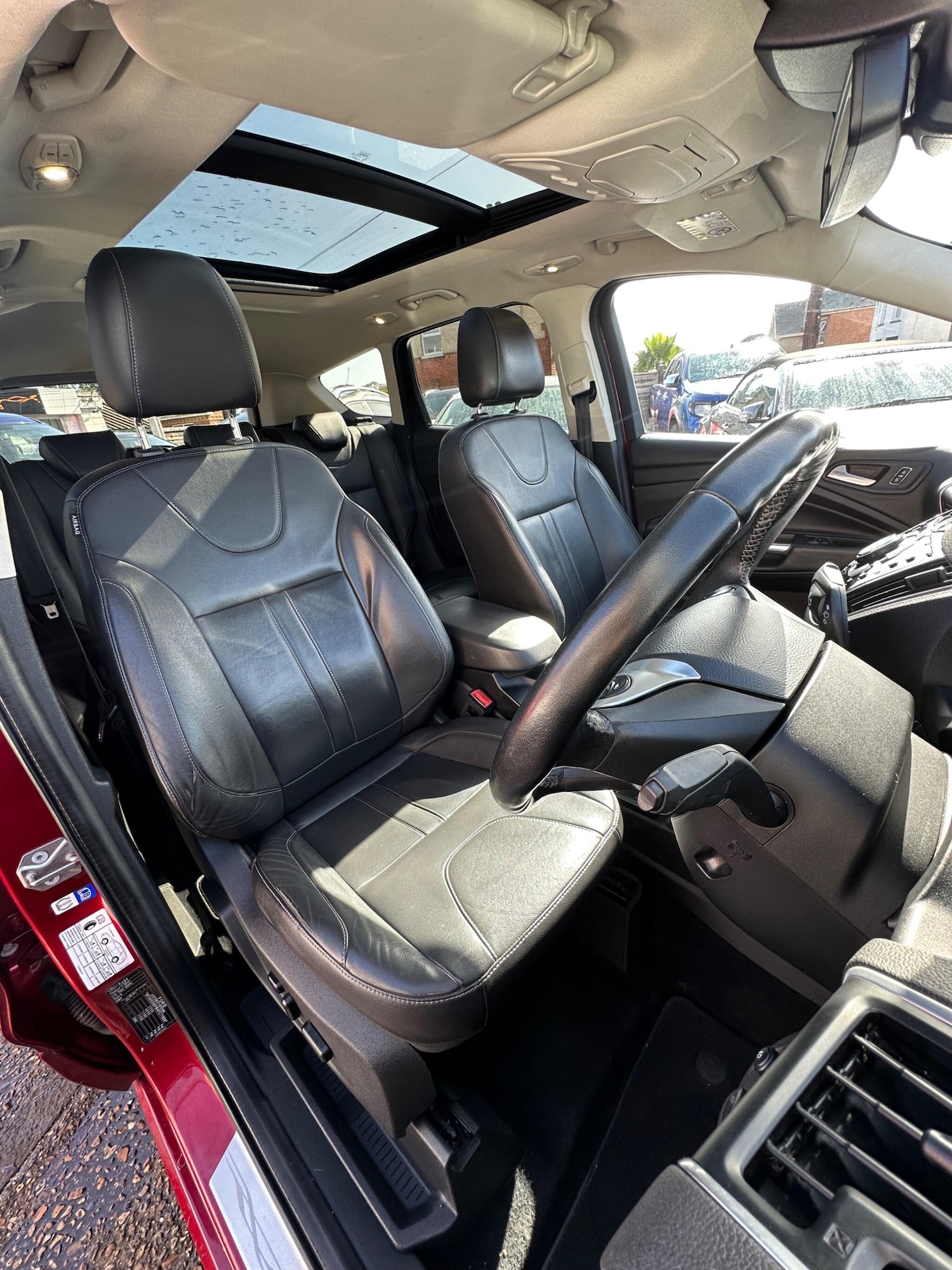 Used Ford Kuga 2015 for sale - 76945983: Photo 27