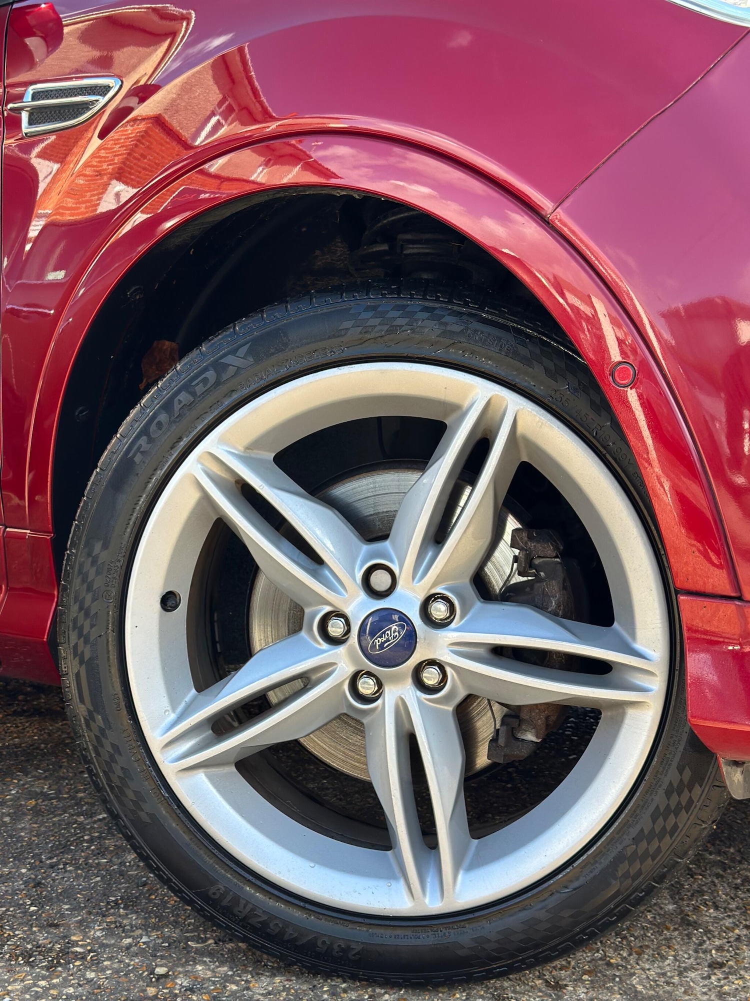 Used Ford Kuga 2015 for sale - 76945983: Photo 3