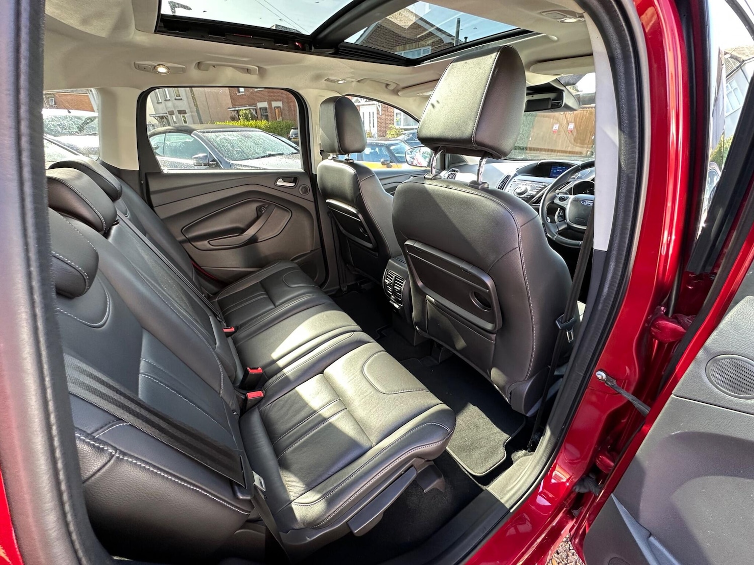 Used Ford Kuga 2015 for sale - 76945983: Photo 34