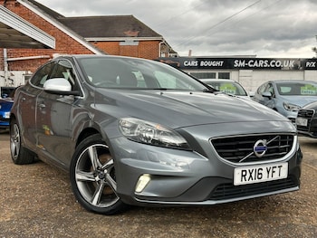 Used Volvo V40 2016 for sale - 78548223: Photo