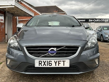 Used Volvo V40 2016 for sale - 78548223: Photo