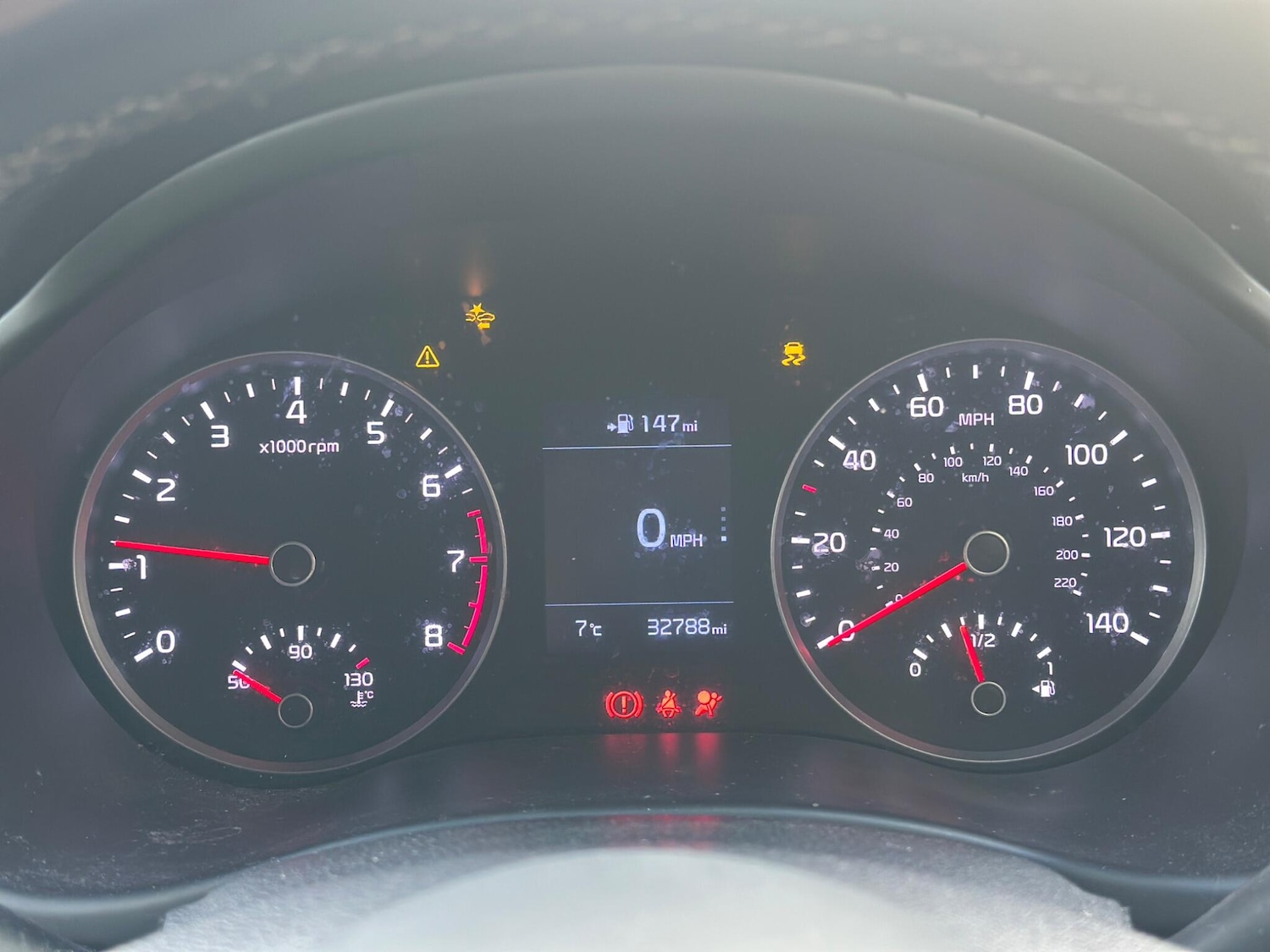 Used Kia Stonic 2017 for sale - 76965523: Photo 15