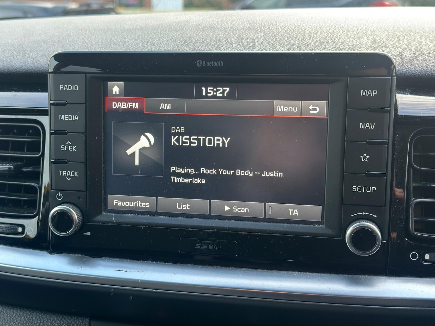 Used Kia Stonic 2017 for sale - 76965523: Photo 19