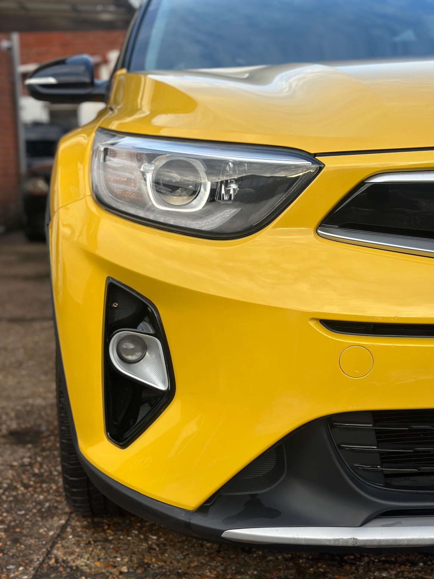 Used Kia Stonic 2017 for sale - 76965523: Photo 3