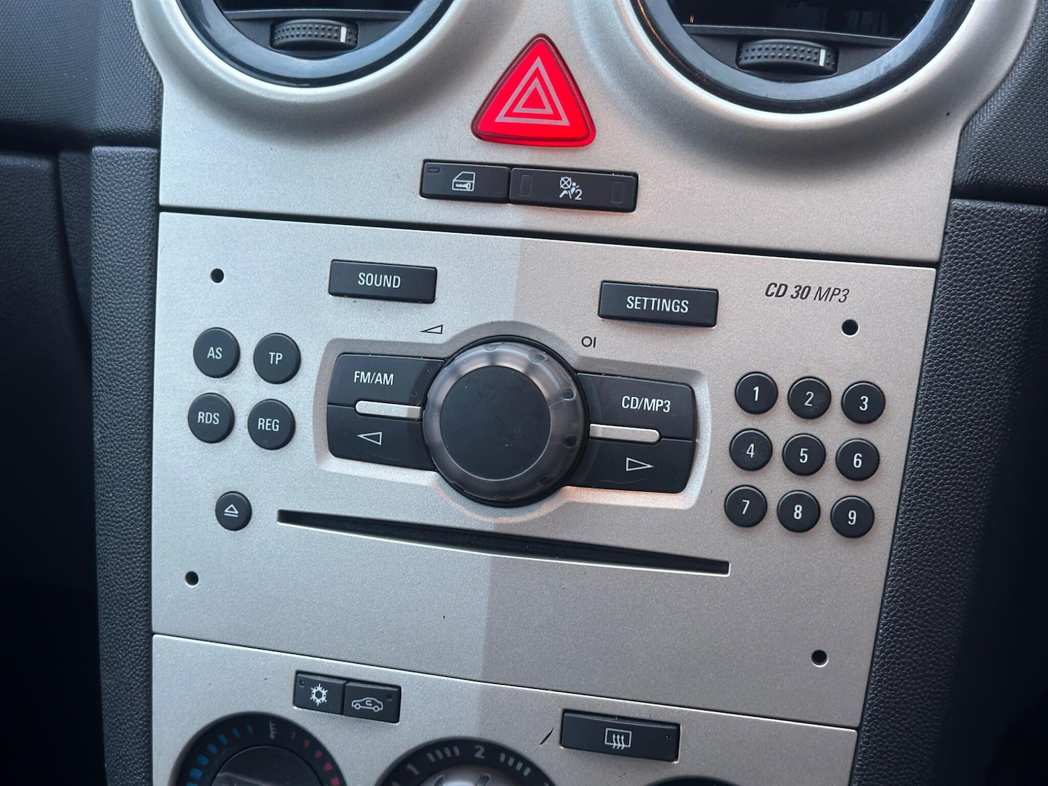 Used Vauxhall Corsa 2007 for sale - 77174929: Photo 13