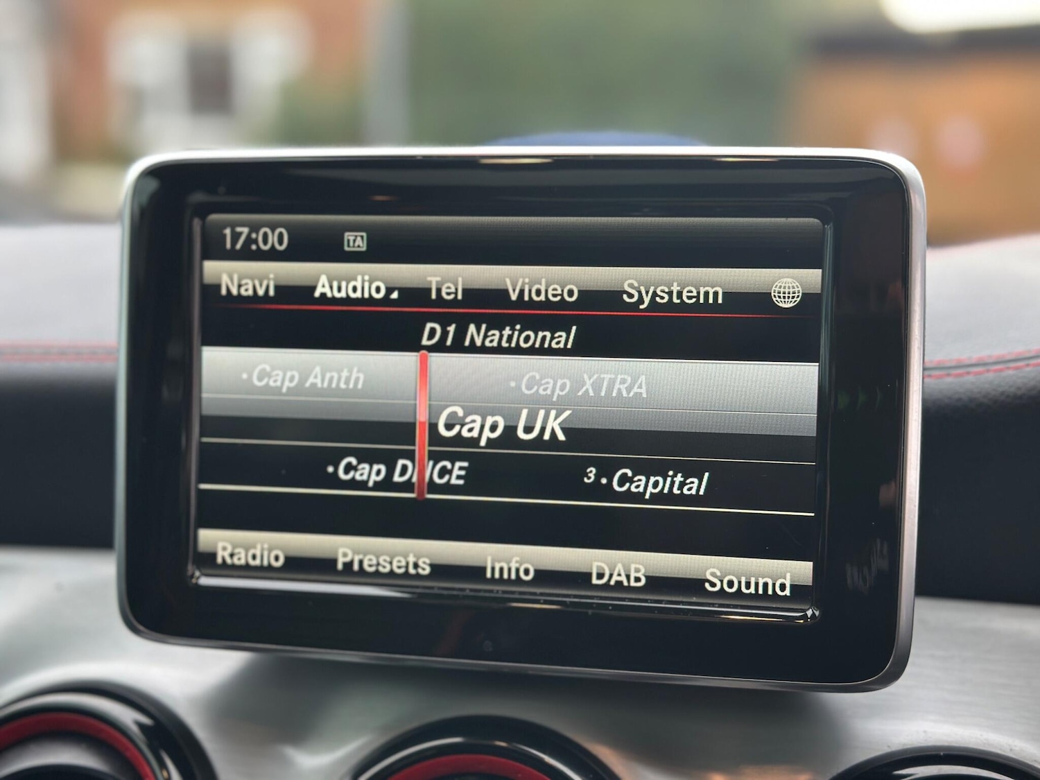 Used Mercedes-Benz GLA 2015 for sale - 76945971: Photo 23