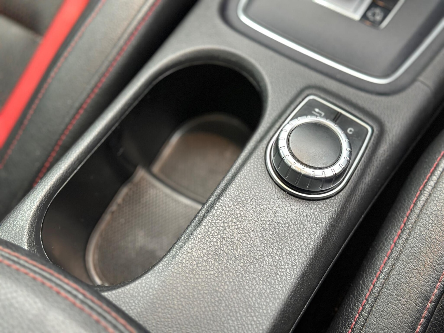 Used Mercedes-Benz GLA 2015 for sale - 76945971: Photo 29