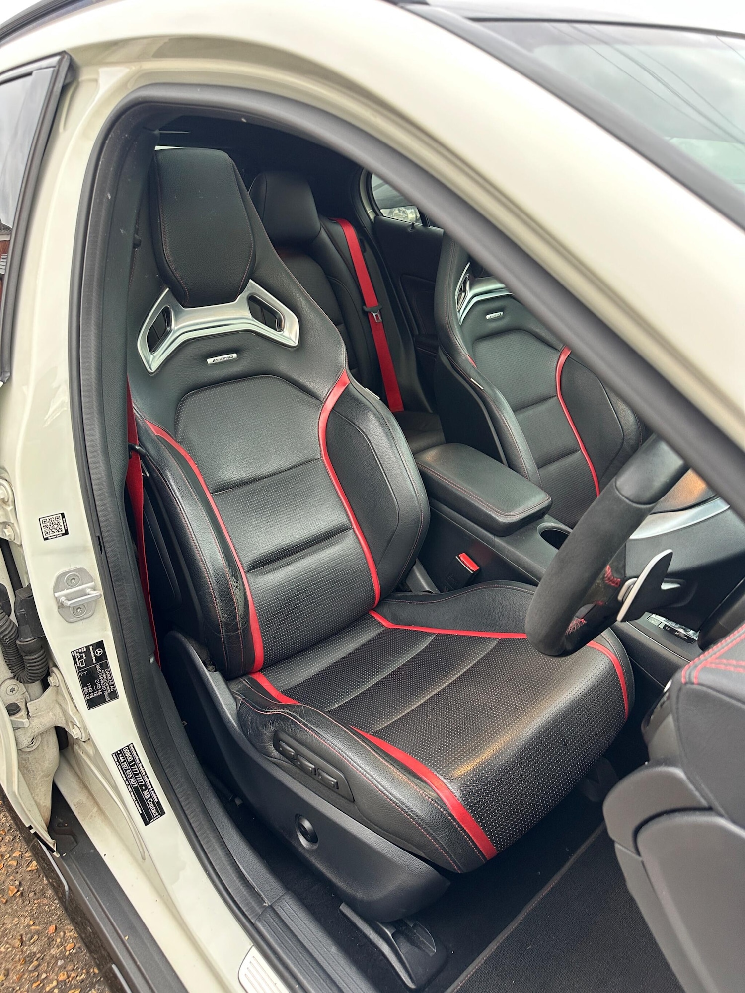 Used Mercedes-Benz GLA 2015 for sale - 76945971: Photo 31