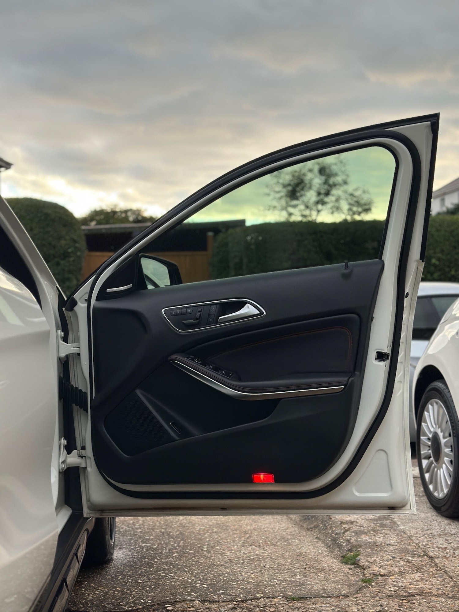 Used Mercedes-Benz GLA 2015 for sale - 76945971: Photo 35