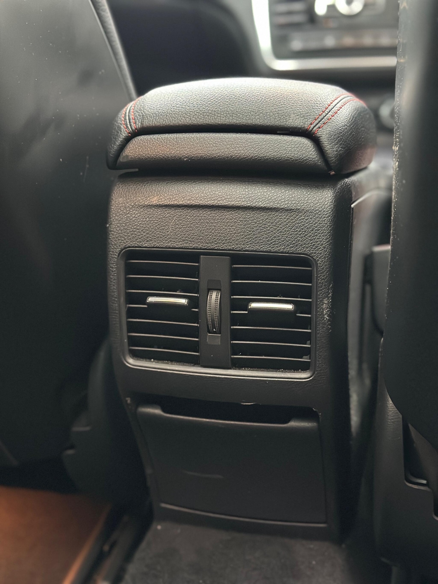 Used Mercedes-Benz GLA 2015 for sale - 76945971: Photo 41