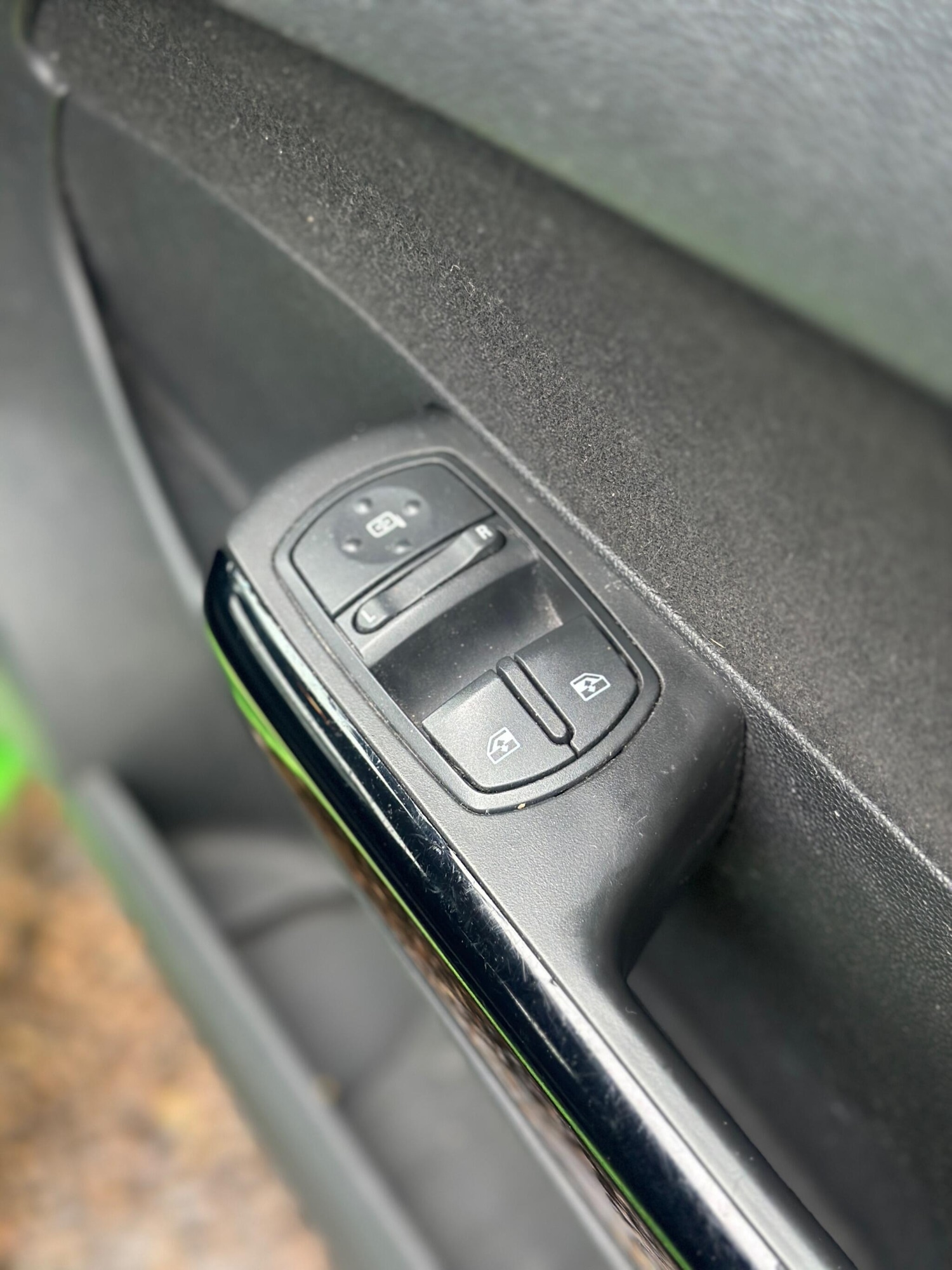 Used Vauxhall Corsa 2012 for sale - 77267931: Photo 20