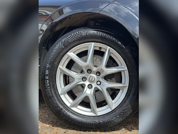 Used Volvo XC60 2018 for sale - 78204465: Photo