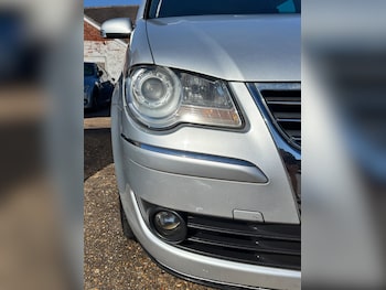 Used Volkswagen Touran 2007 for sale - 79496950: Photo