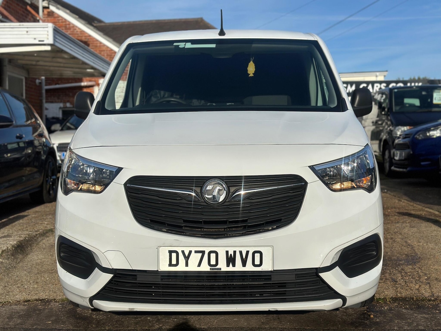 Used Vauxhall Combo 2020 for sale - 76945968: Photo 2